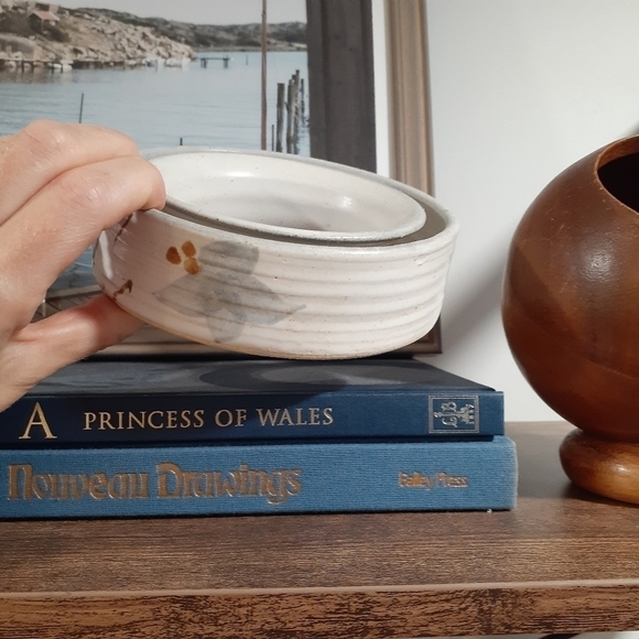 Signed Pottery Floral Ring - Picture 5 of 7